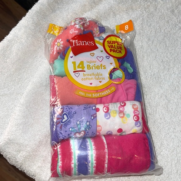 🌸 Hanes tagless briefs girls size 8 no ride‎ up ~ special value pack with 1… - Picture 1 of 7